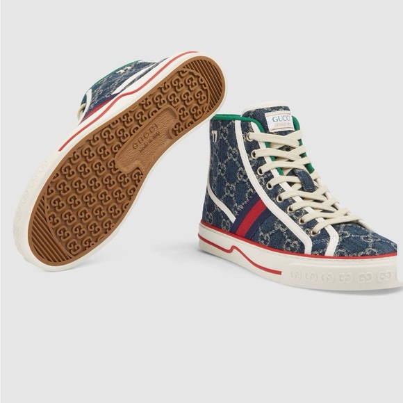 ✨Authentic
Gucci High-Top Sneakers with Red and Blue Stripes - Picture 5 of 7